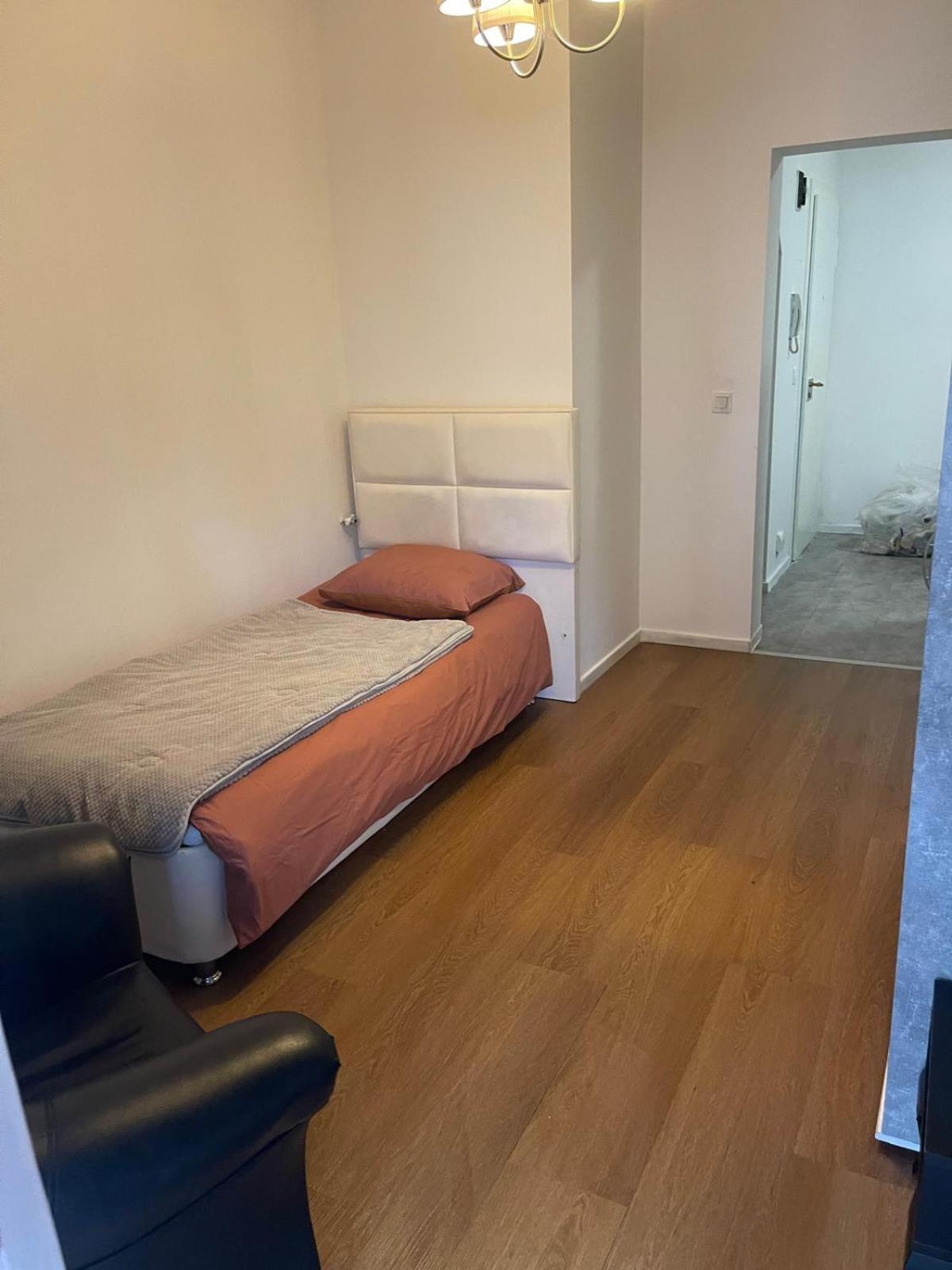 Apartchazal Brussel Buitenkant foto